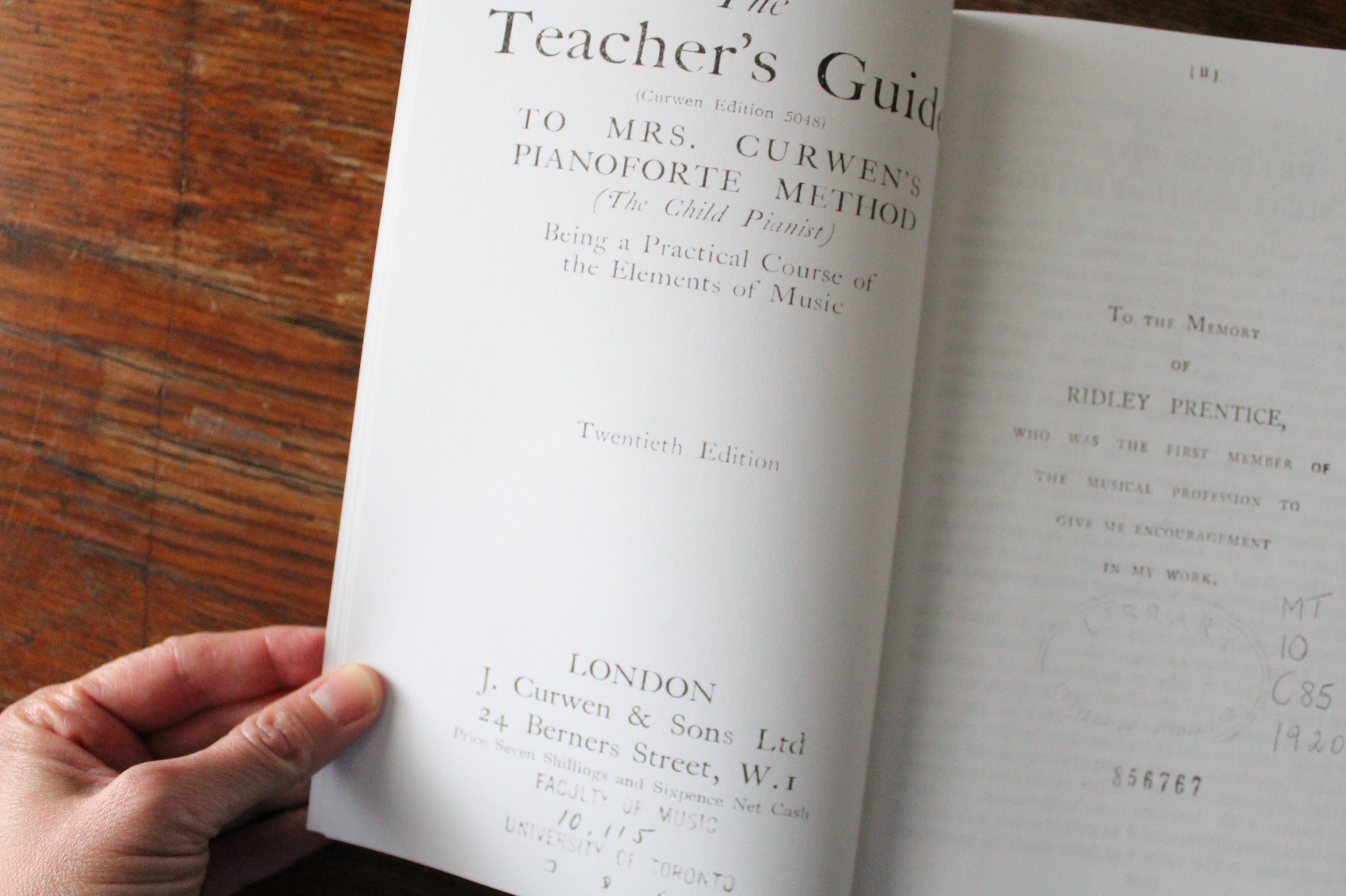 Mrs. Curwen's Teacher's Guide. Which version should I Purchase?
